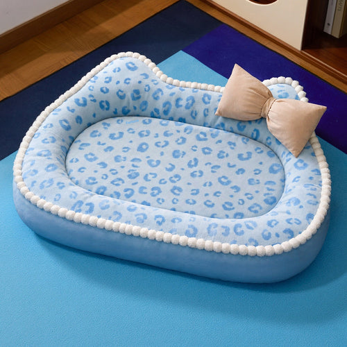 Modern All-Season Pet Bed for Cats and Small Dogs – Cozy Indoor Cushion